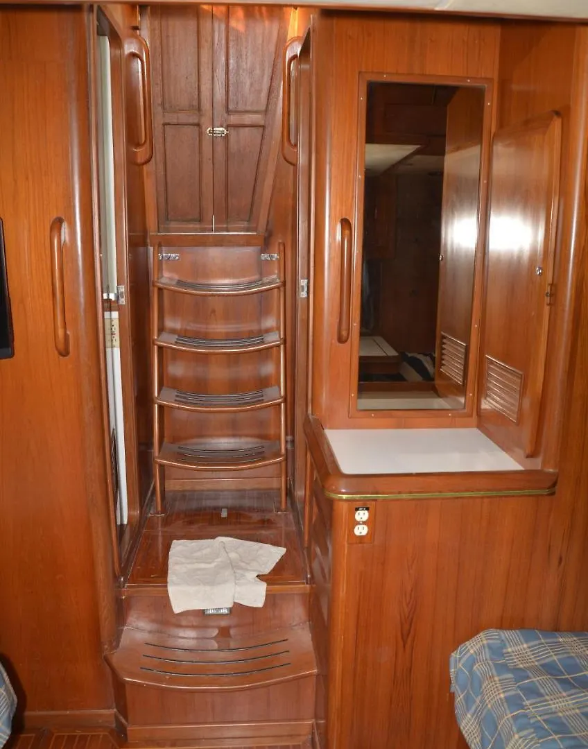 Båthotell Serenity Boatel In San Juan Hotell