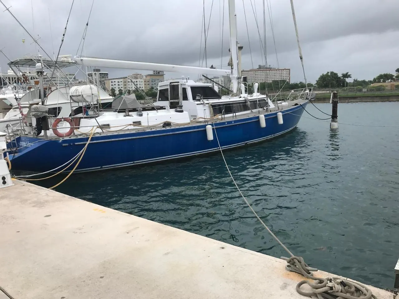 Ботель Отель Serenity Boatel In Сан-Хуан
