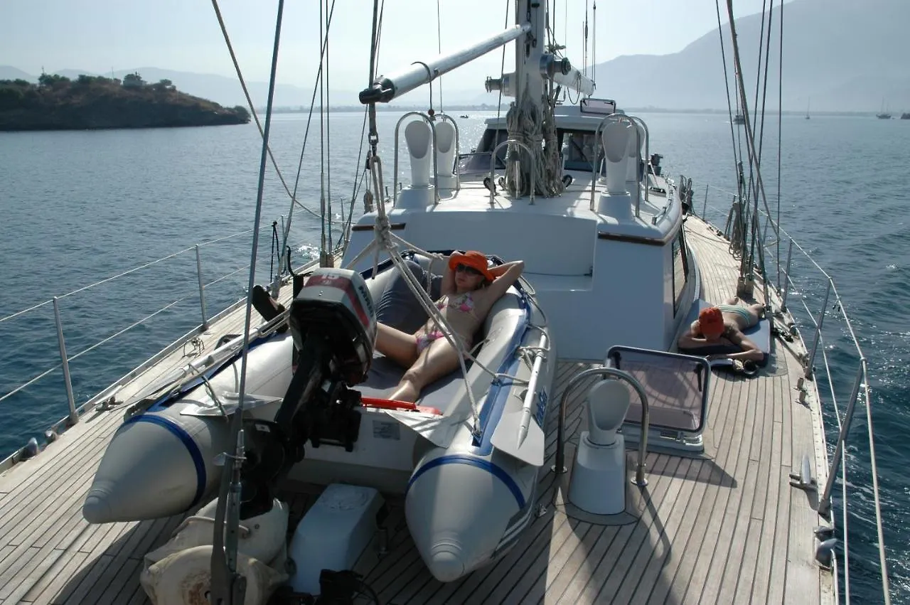 Ботель Отель Serenity Boatel In Сан-Хуан Пуэрто-Рико
